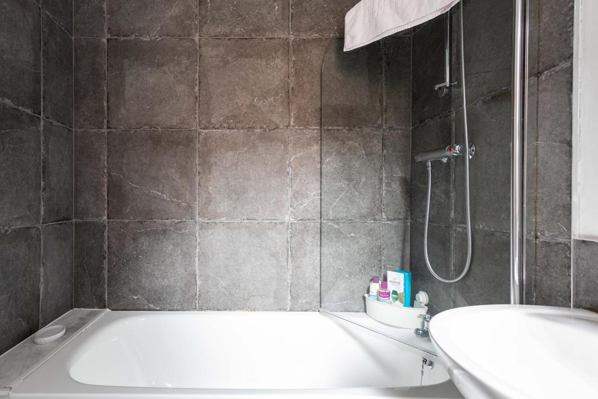 Belfast City - 3 Bed Cosy Terrace Home - Hip And Trendy Ormeau Road Exteriör bild
